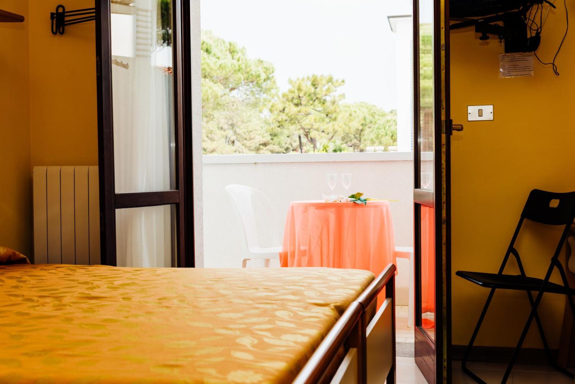 Hotel Rosa Dei Venti Lignano Sabbiadoro Phòng bức ảnh